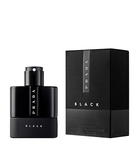 Luna Rossa Black Eau de Parfum .